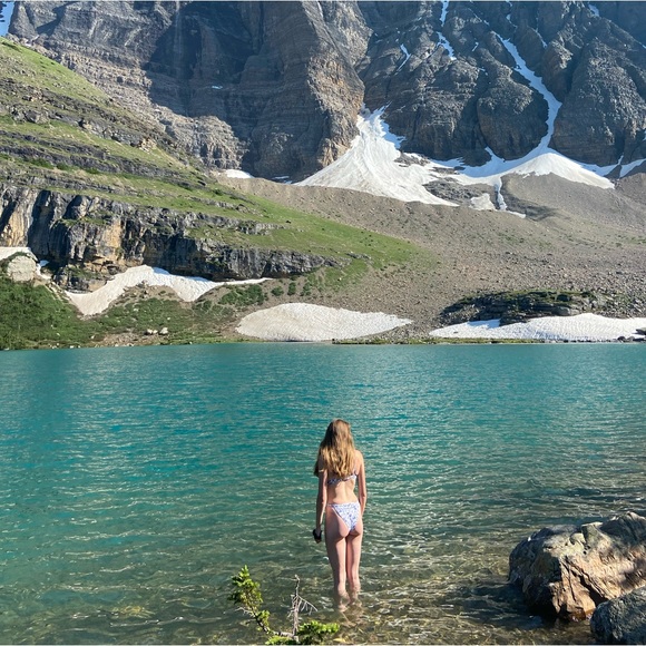 Excellent Condition Bikini - Picture 6 of 6